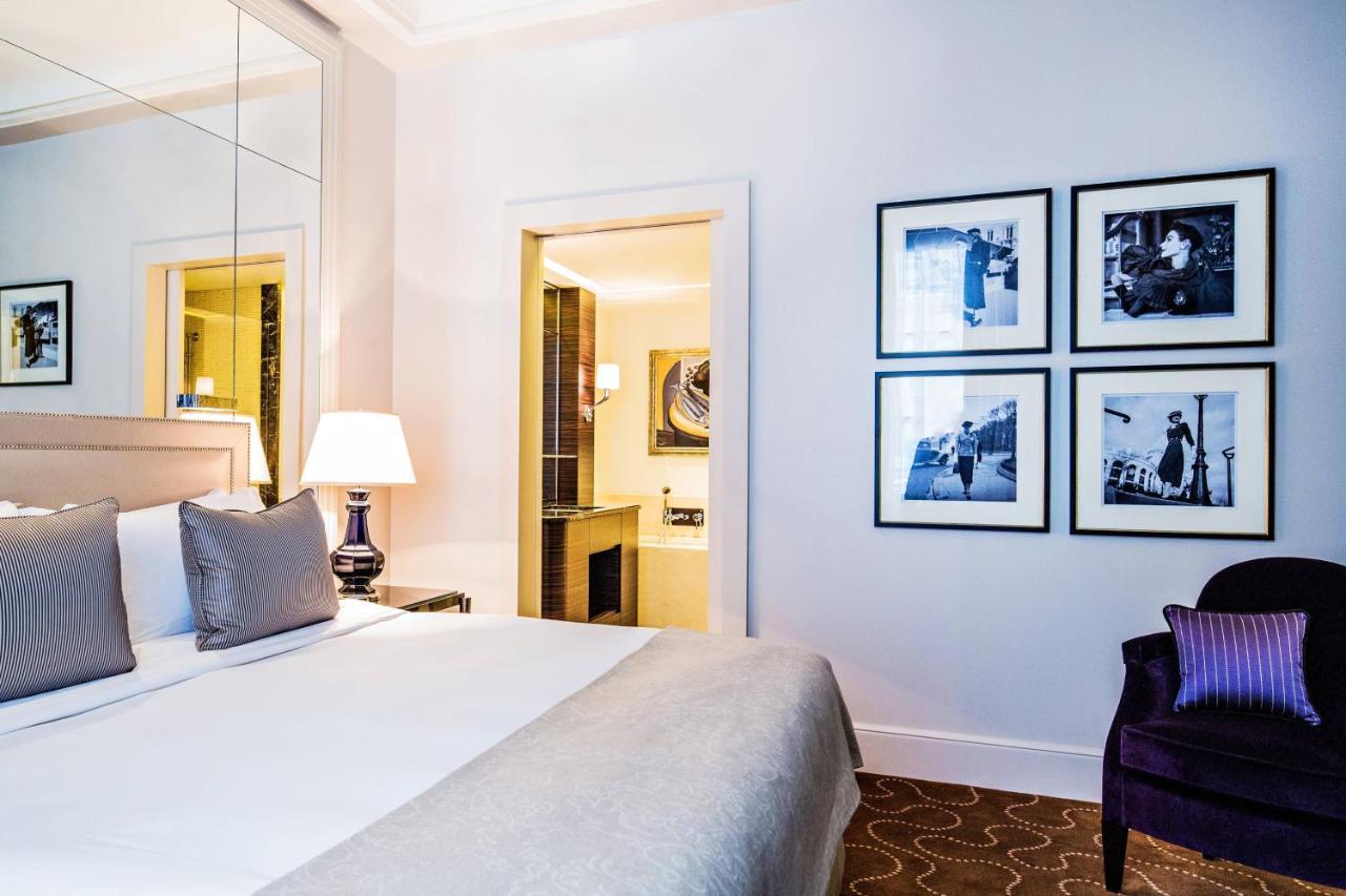 Prince De Galles, A Luxury Collection Hotel, Paris Exterior photo